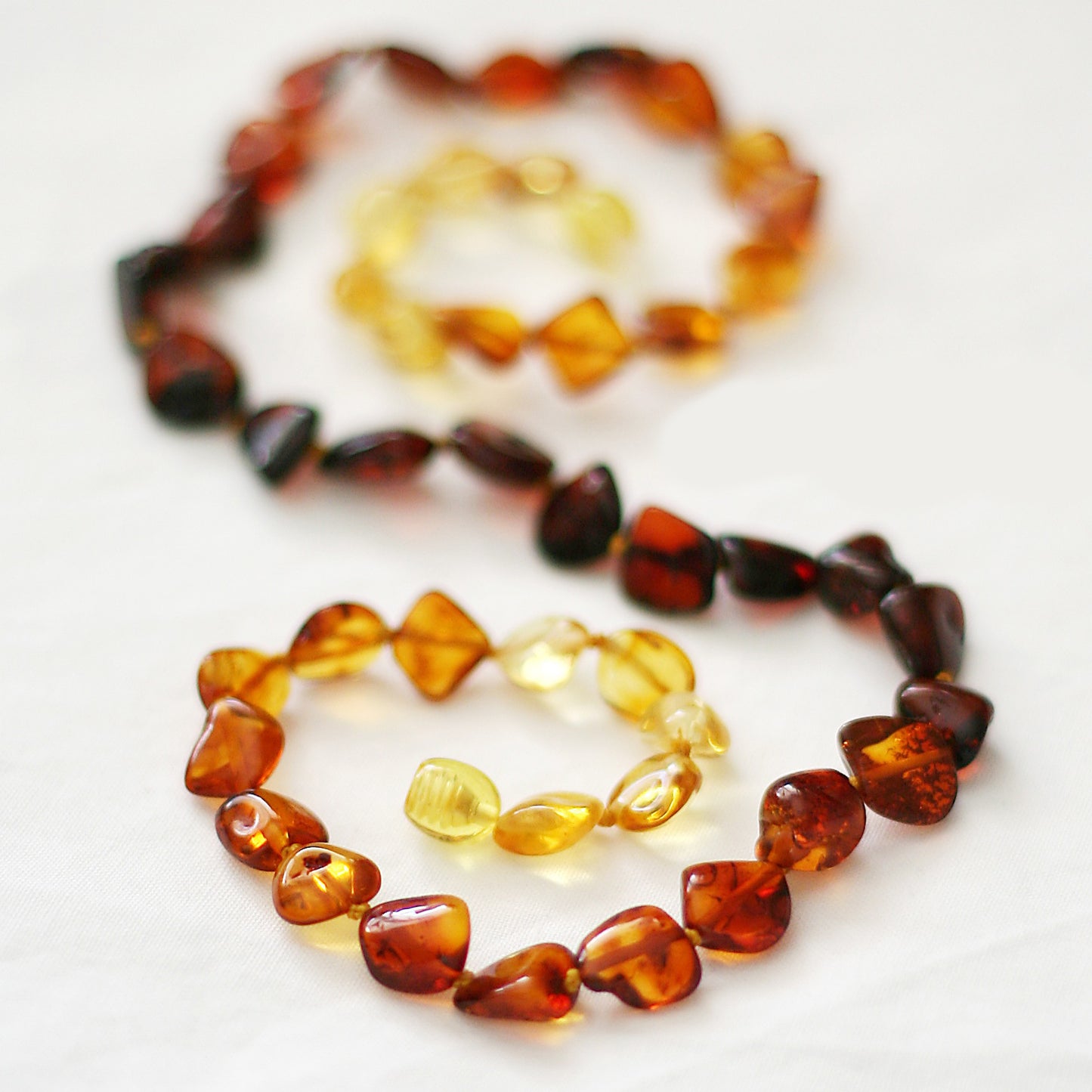 Rainbow-Oval-22 inch