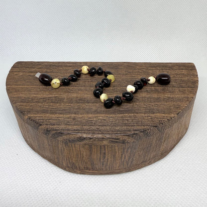 Molasses/Cream-Circle-5.5" clasp