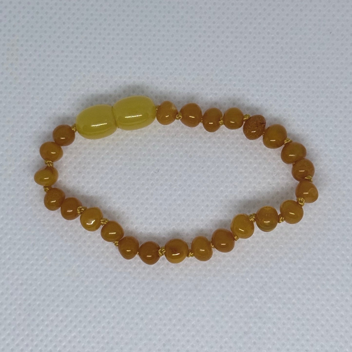 Dark Cream-Circle-5.5" clasp