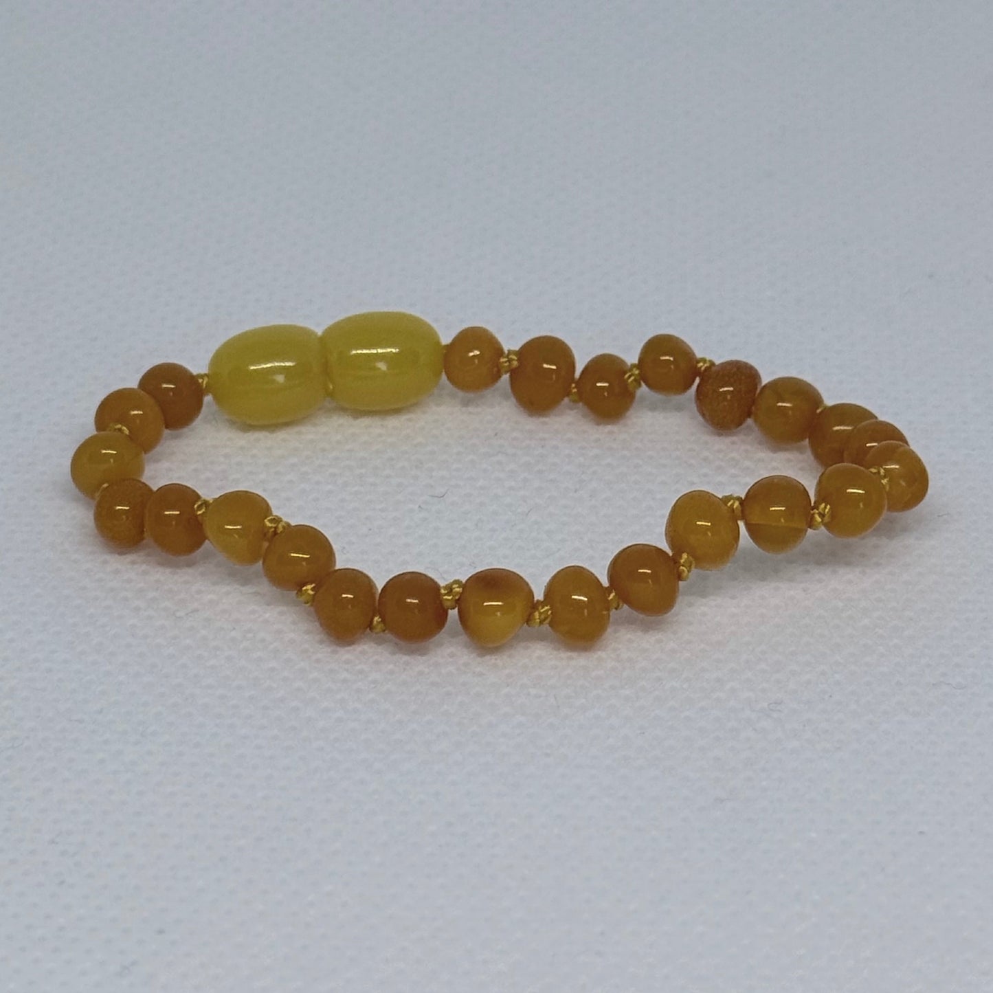 Dark Cream-Circle-5.5" clasp