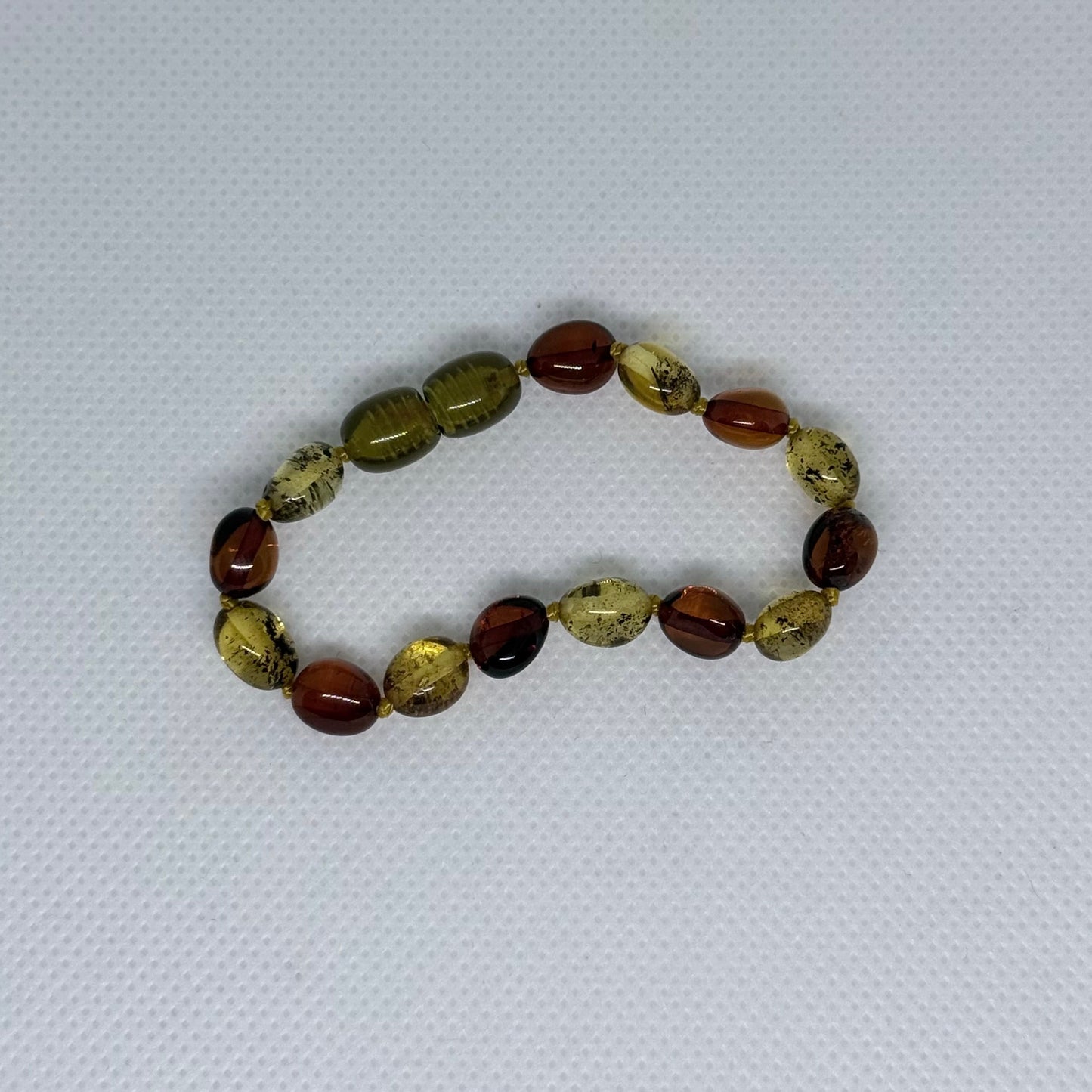 Caramel/Olive-Oval-5.5" clasp