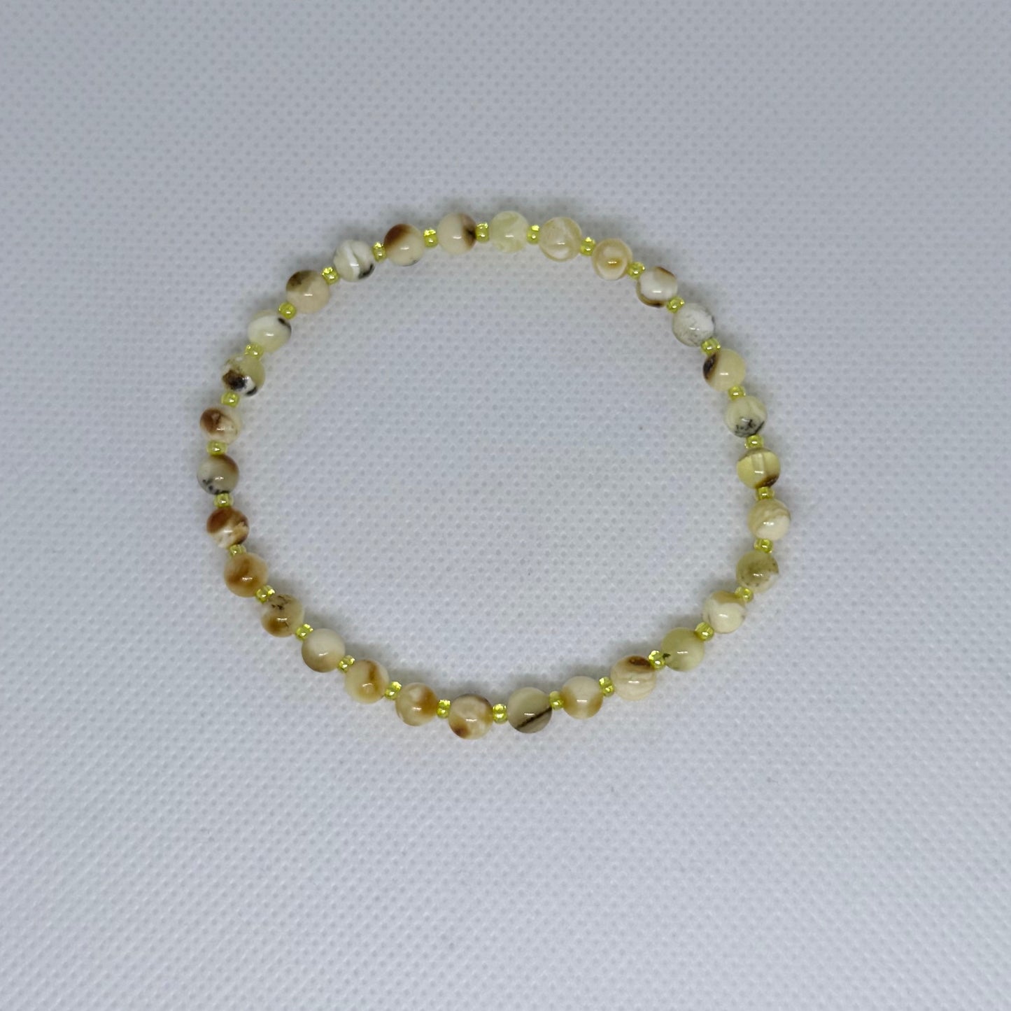 Cream Nova-Circle-7.5" stretch